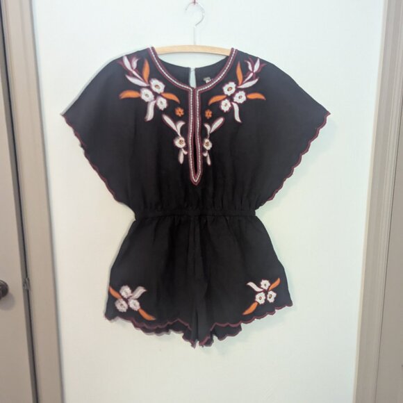 Free People Embroidered Sophia Romper Scalloped Hem Boho Mexican Cotton Festival - Picture 4 of 9